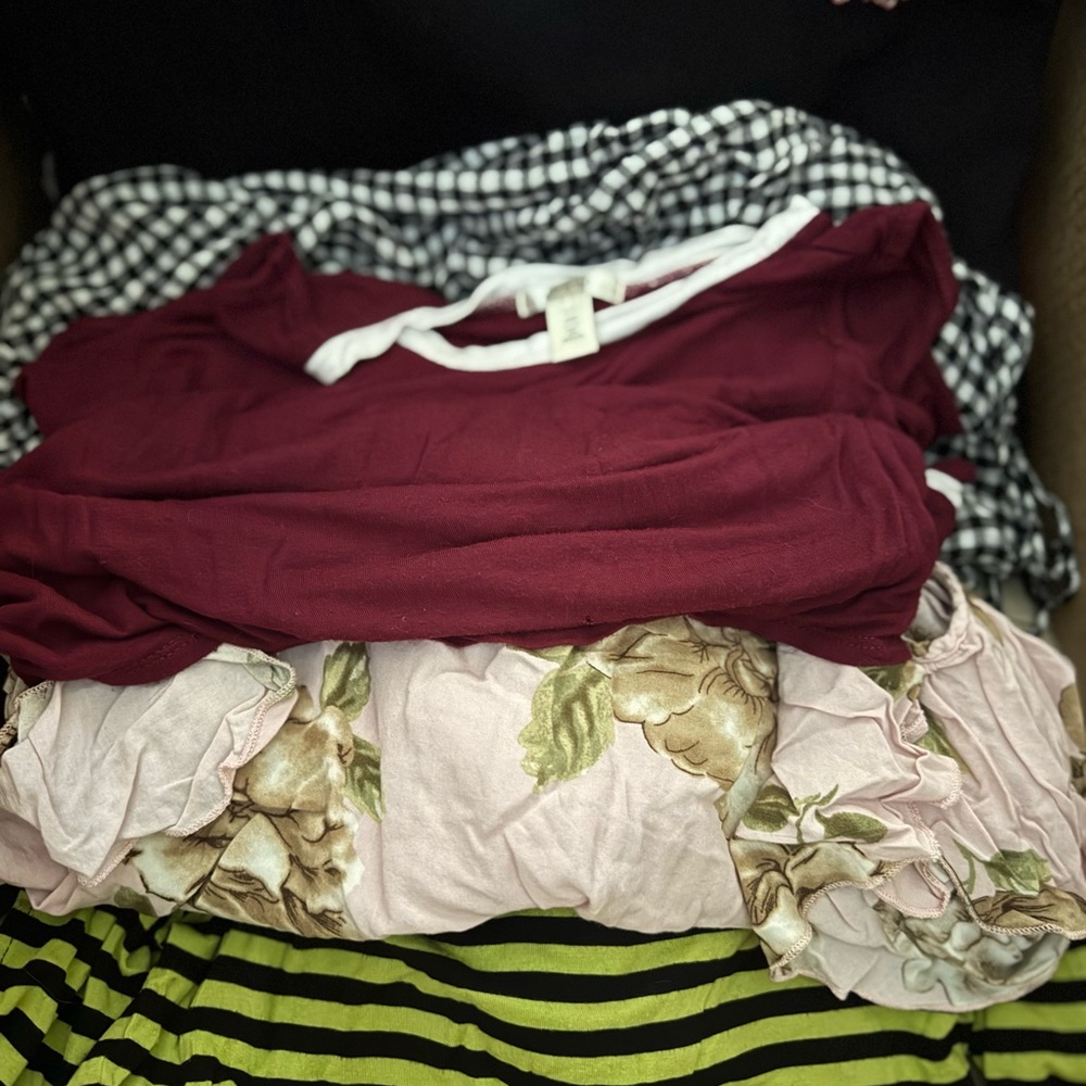 Junior Assorted Clothing Bundle - Small